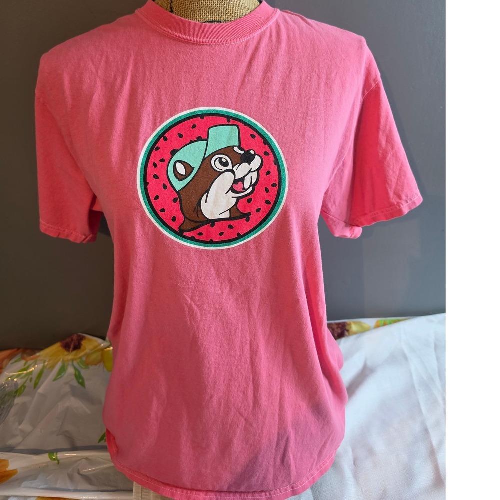 Buc-ee's Pink Watermelon Graphic T-Shirt Life is Sweeter Beaver Mascot Medium